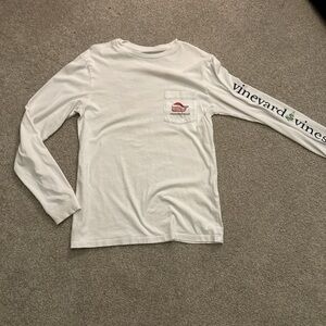 Men’s small Christmas Vineyard Vines White Long Sleeve Shirt